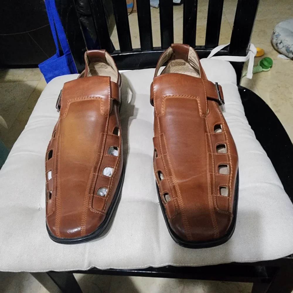 Stacy Adams Brown Leather Cut-Out Sandals - Picture 1 of 5